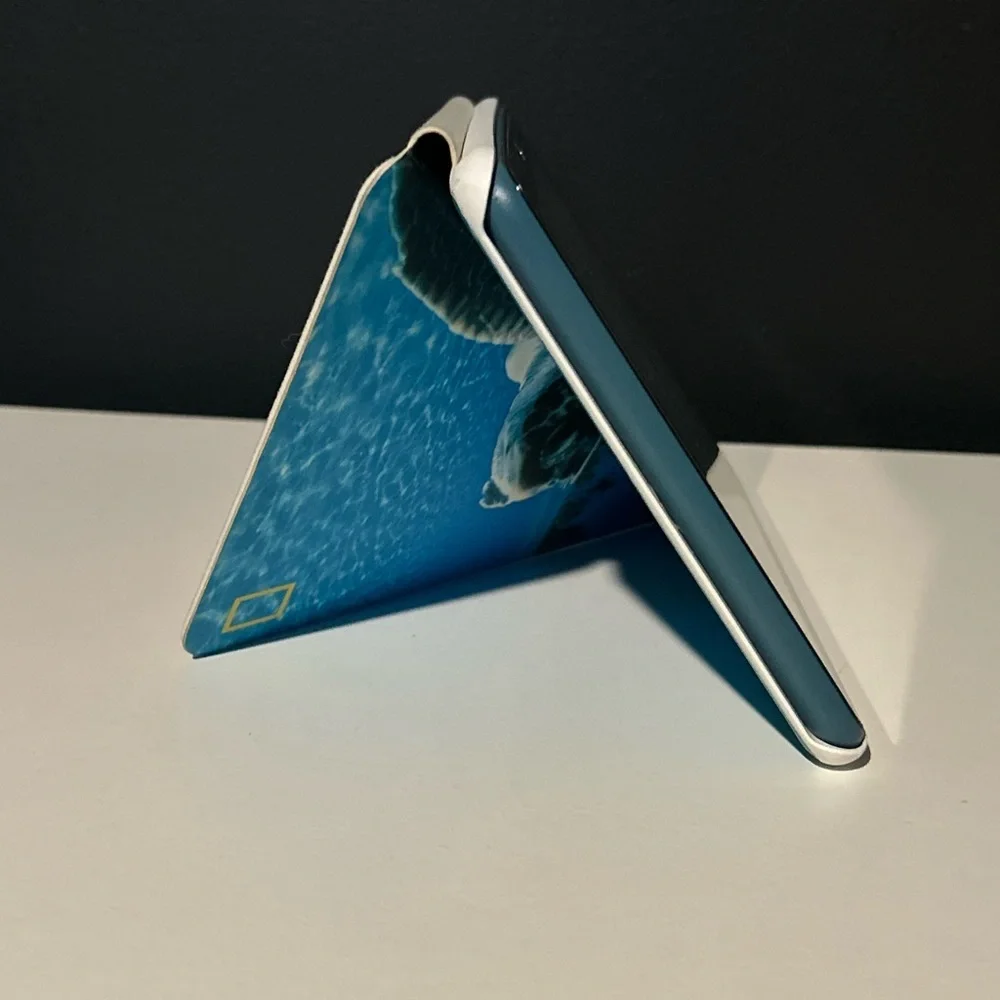 Amazon Fire HD 8 (10th gen)